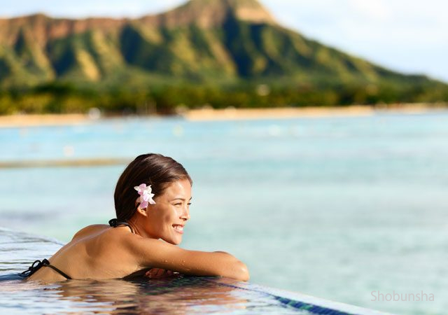 honolulu-pool-hotels