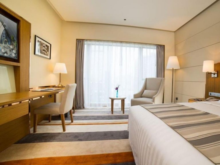 780533_15061210380029358251