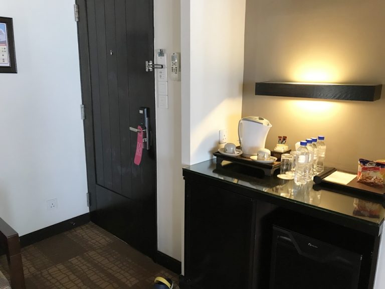 備え付けのカフェやミネラルウォーターも充実