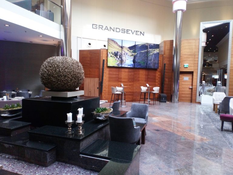 ホテルラウンジ grandseven