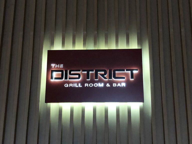 レストランthe district