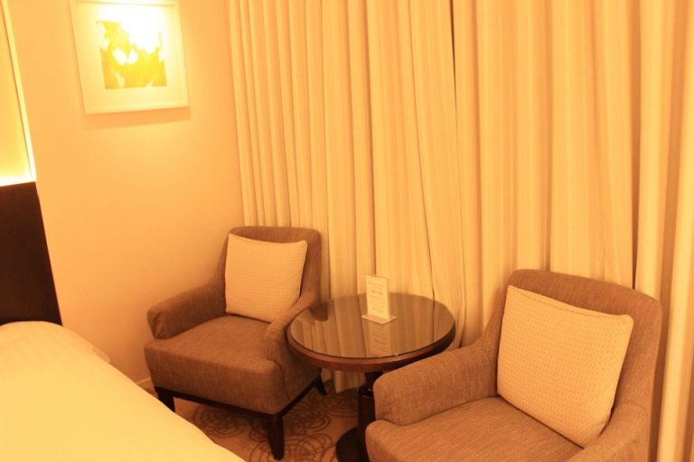 大きめのチェアが2つあります。座り心地も良かったです