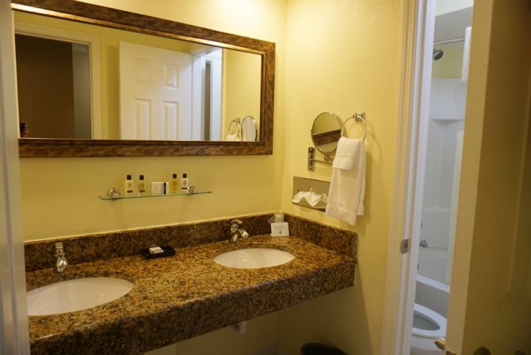 2階のバスルーム