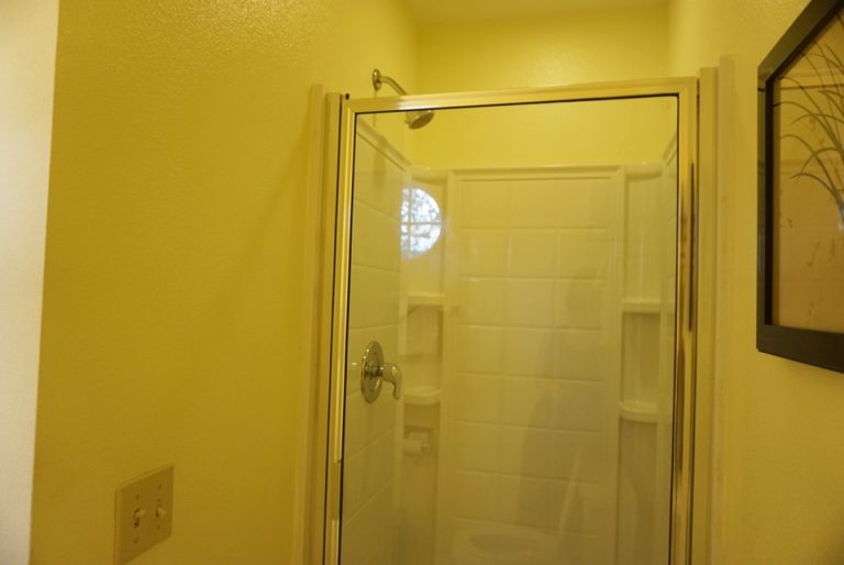 1階バスルームのシャワー