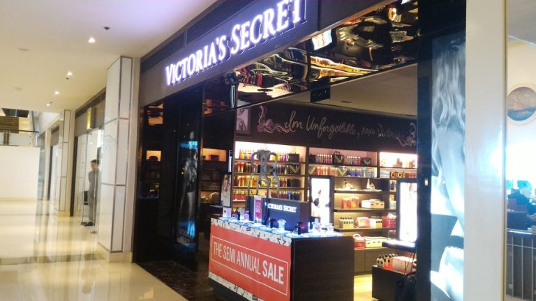 P_20180615_152957_ビクトリアシークレットショップ外観