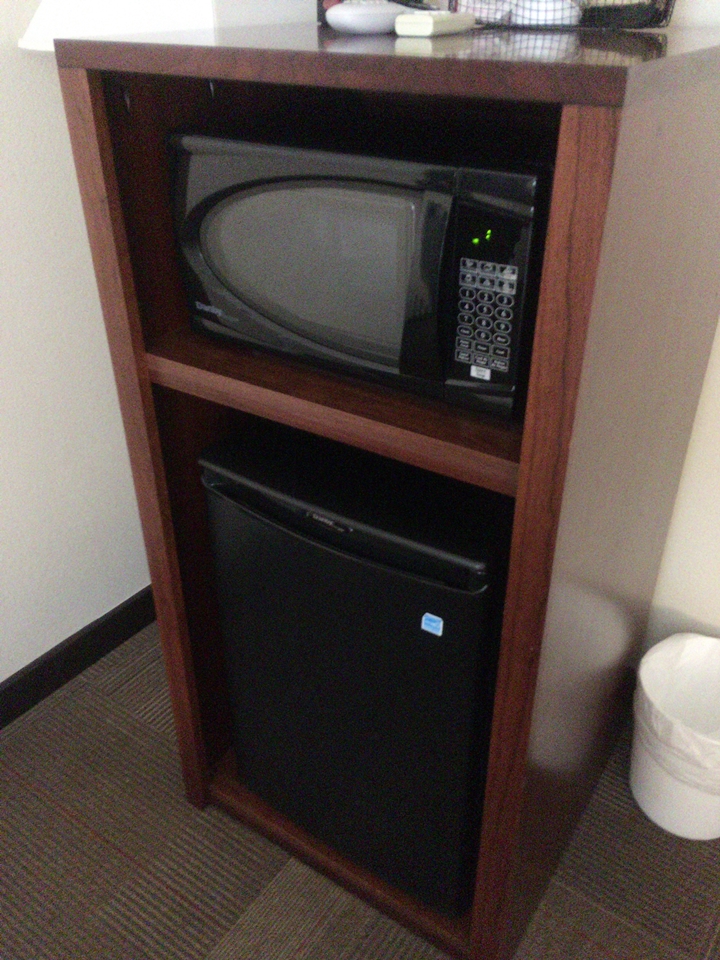 冷蔵庫と電子レンジカフェ