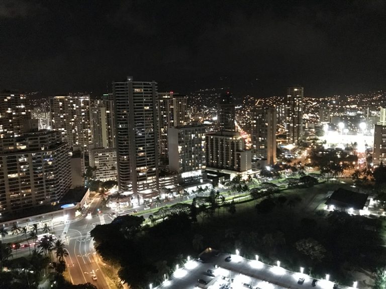 バルコニーからの眺め 夜景