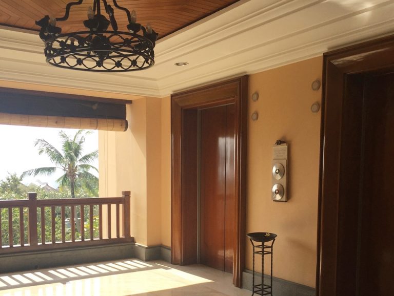 エレベーターホール