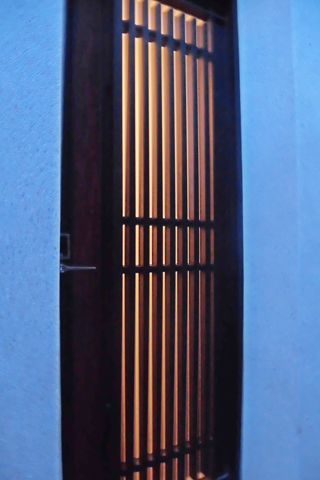 これがゲストハウスの秘密の入り口です