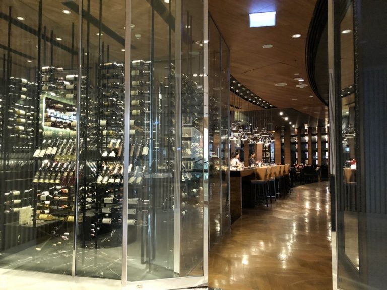 レストラン入口