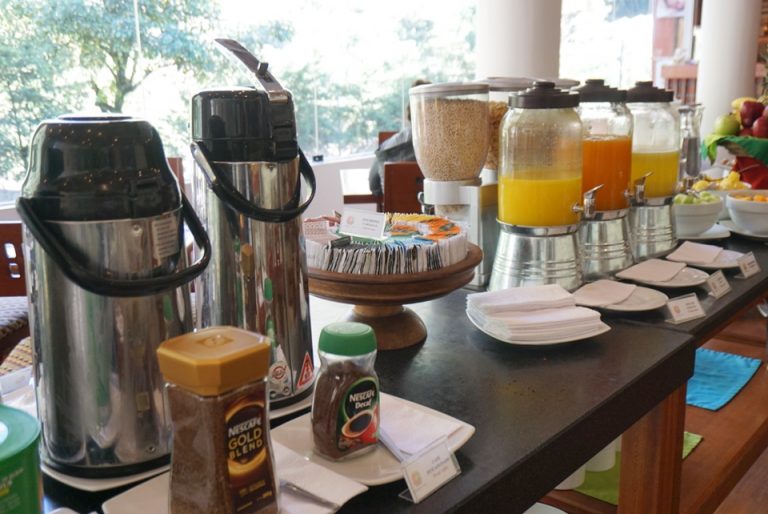 朝食ブッフェの様子 (2)