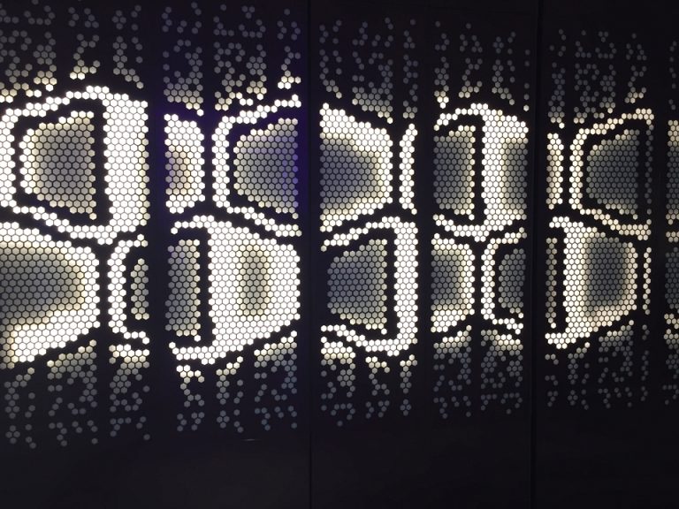 フロントインテリア