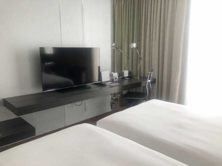 テレビのサイズもエグゼクティブルームはスタンダードルームより大きくなります。