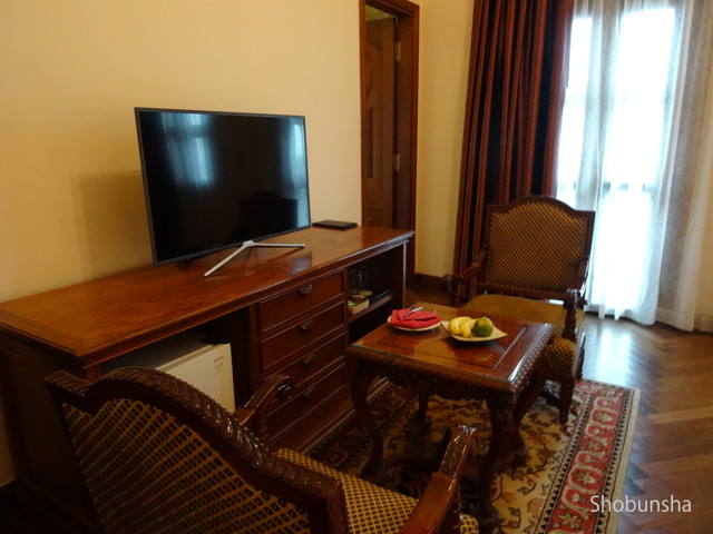 TV(ベッド側から)