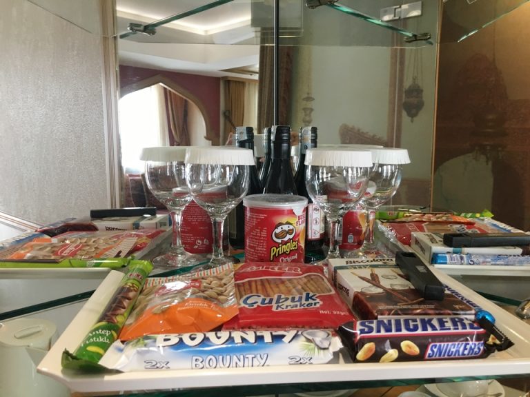 有料のスナック