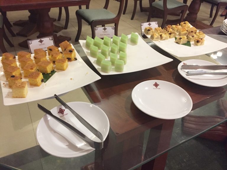 ビュッフェスペース(デザート)