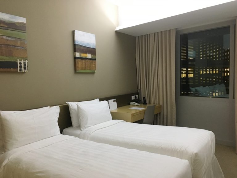 客室全体 窓方向