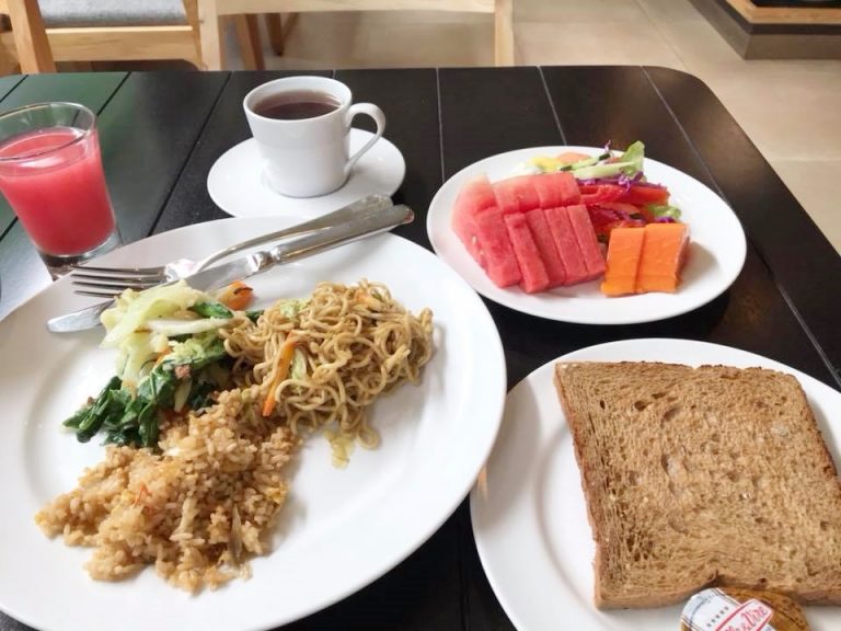 日本人にも口に合う朝食