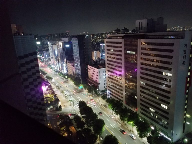 16階部屋からの夜景