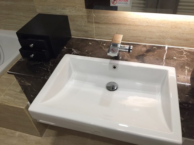 バスルーム 手洗い場