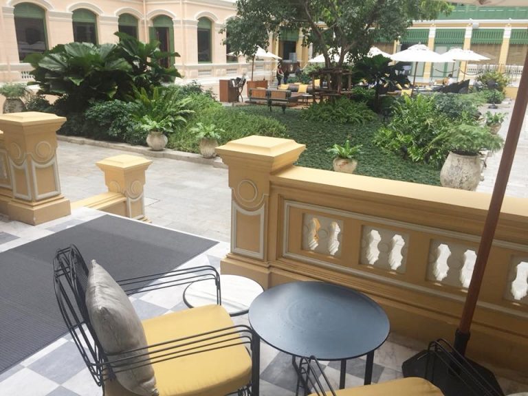 House on Sathornのテラス席