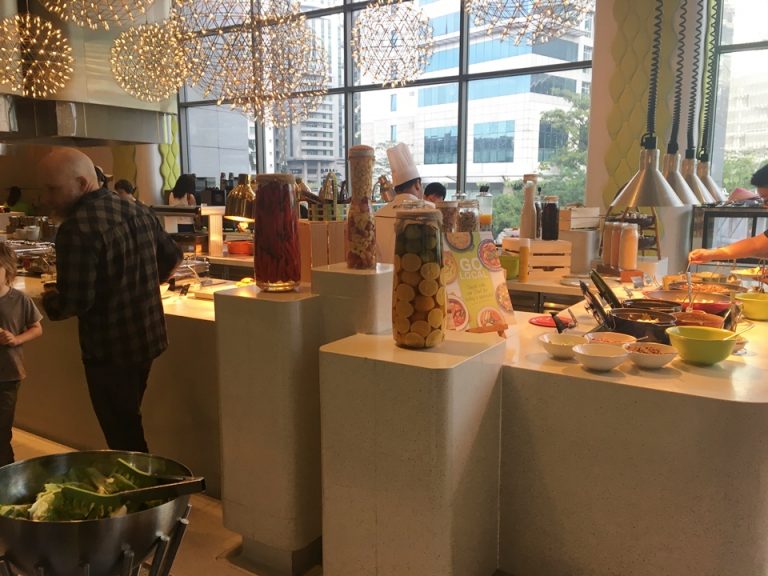 朝食バイキング13