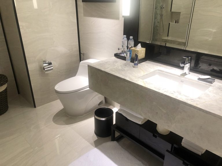 トイレとバスタブが離れているのは嬉しい仕様でした