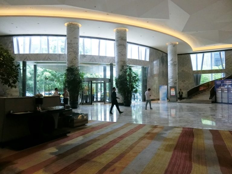 メインロビーCIMG7415