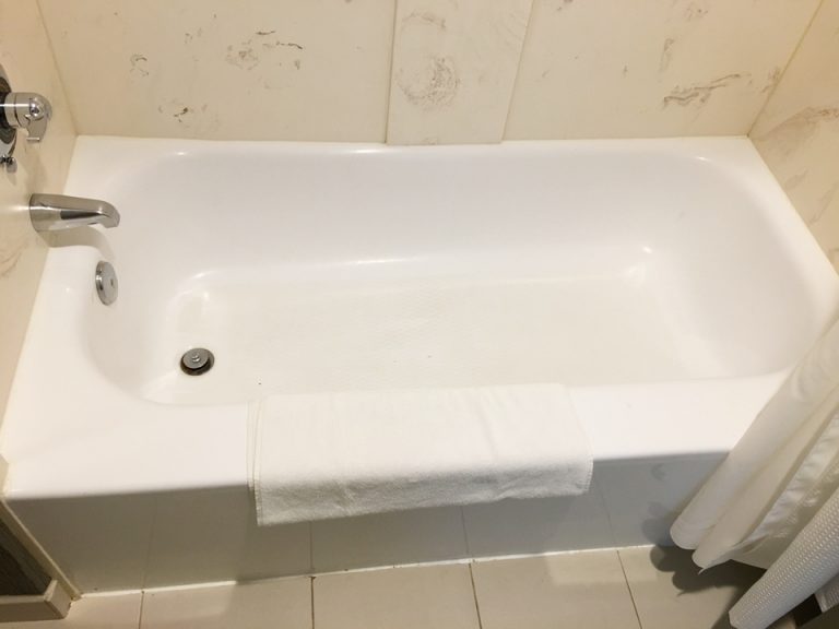 バスタブ