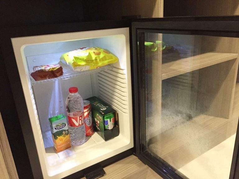 冷蔵庫 開けた状態