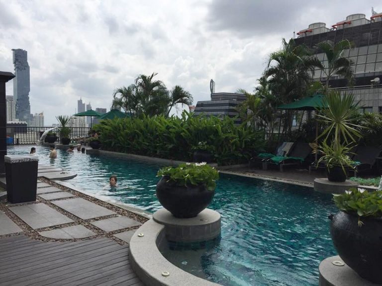 少し小さめのプール