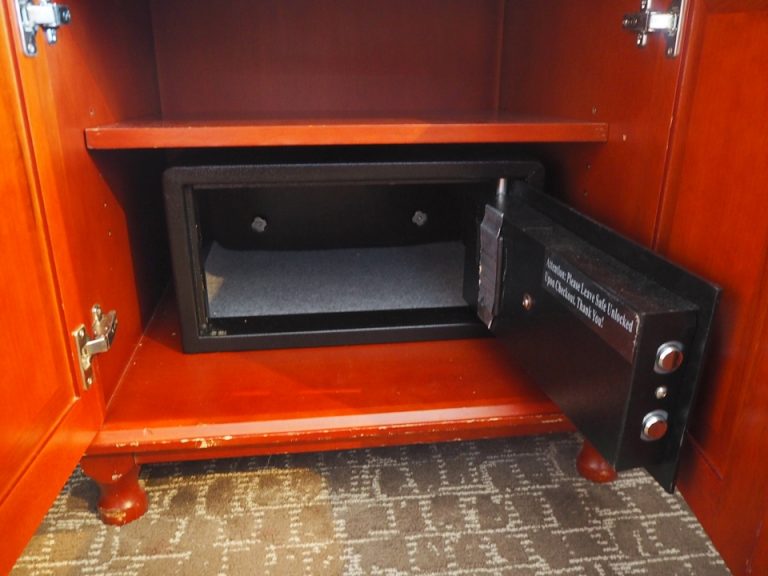 セーフティボックス開けた状態