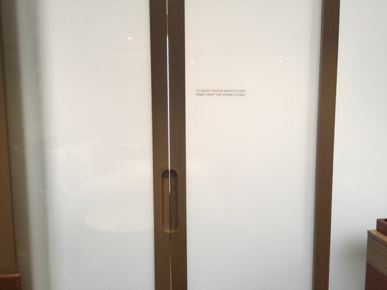 バスルームプライバシースイッチON