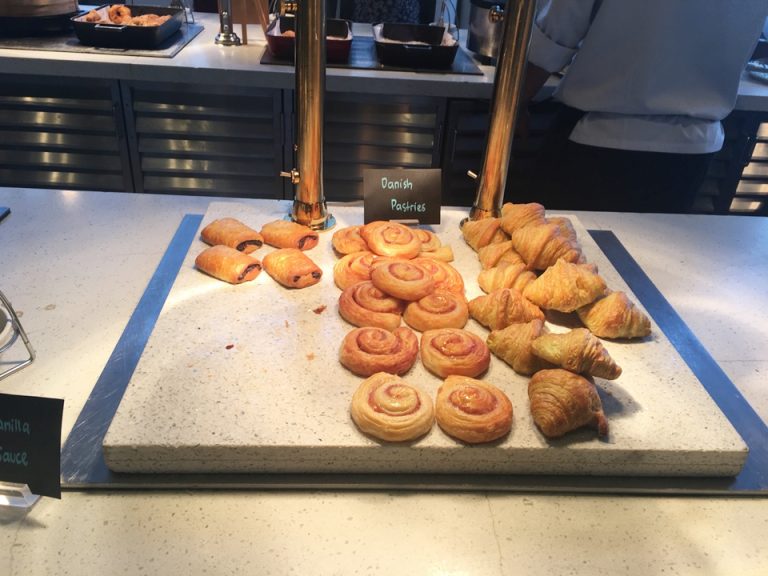 朝食バイキング6