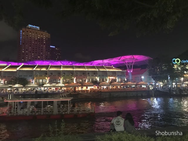 外観夜景