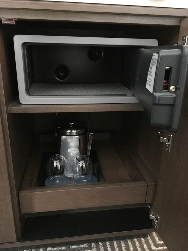 セーフティボックス、オープン