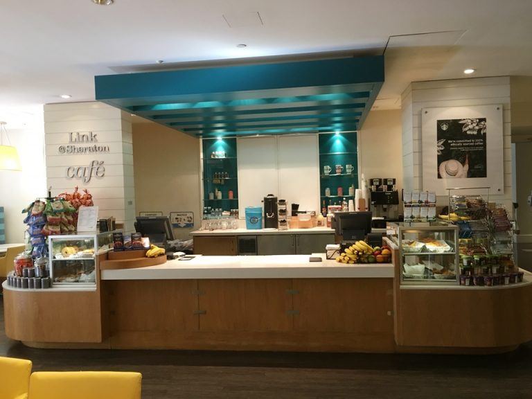 フロント横の売店