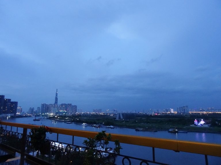 M barからの眺望(夕暮れ)