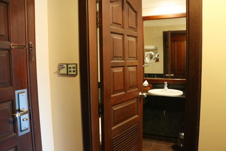 バスルーム入口