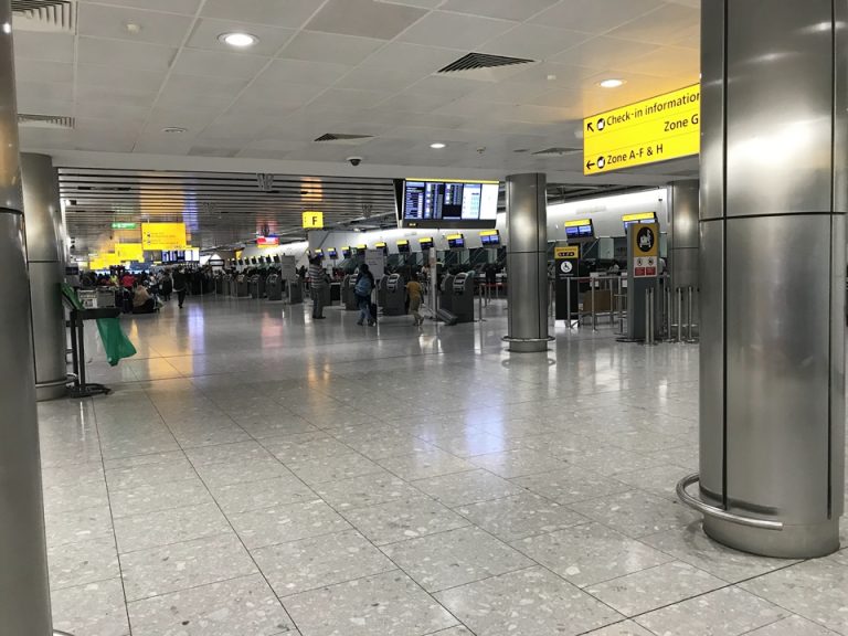 空港第四ターミナル