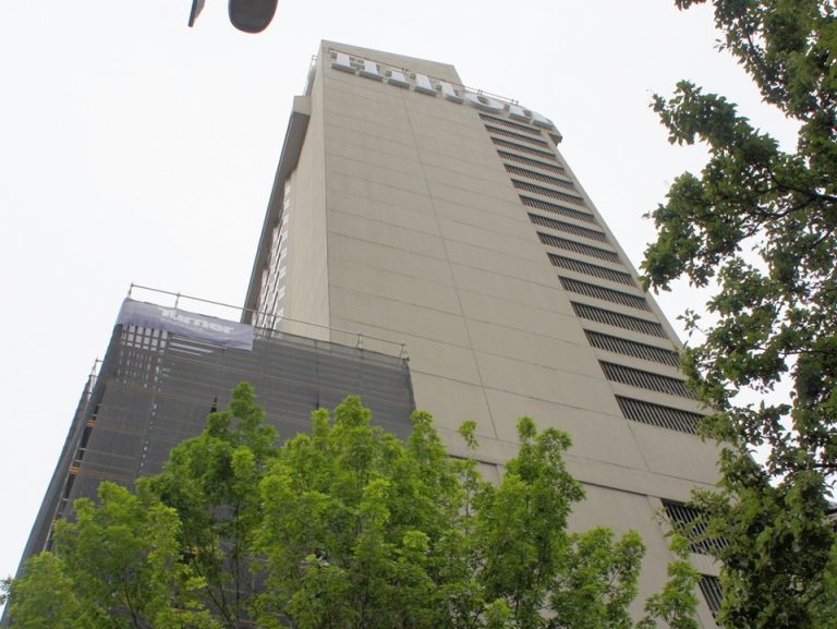 ホテル外観全体