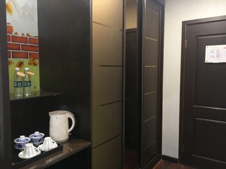 閉じた状態のクローゼット