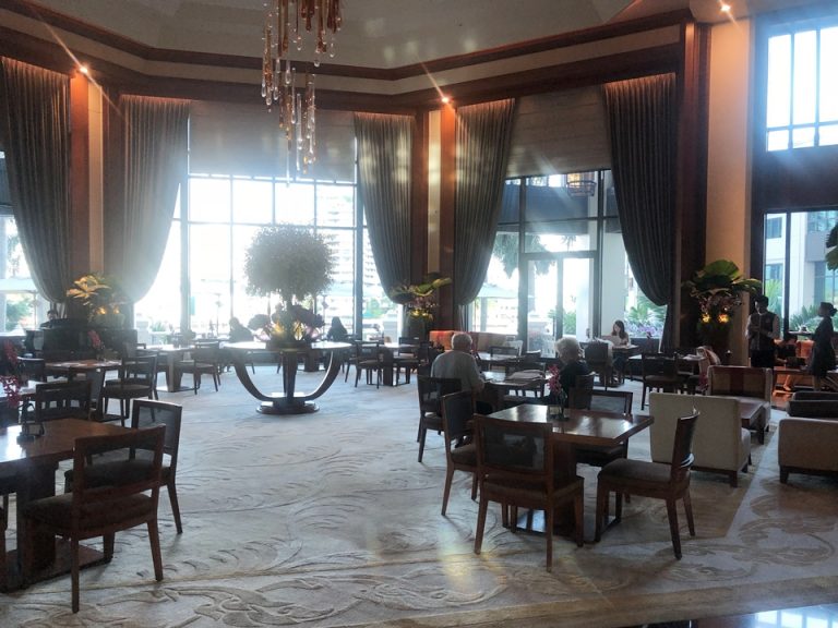 全てがゆったりとしている『ザ・ロビー』