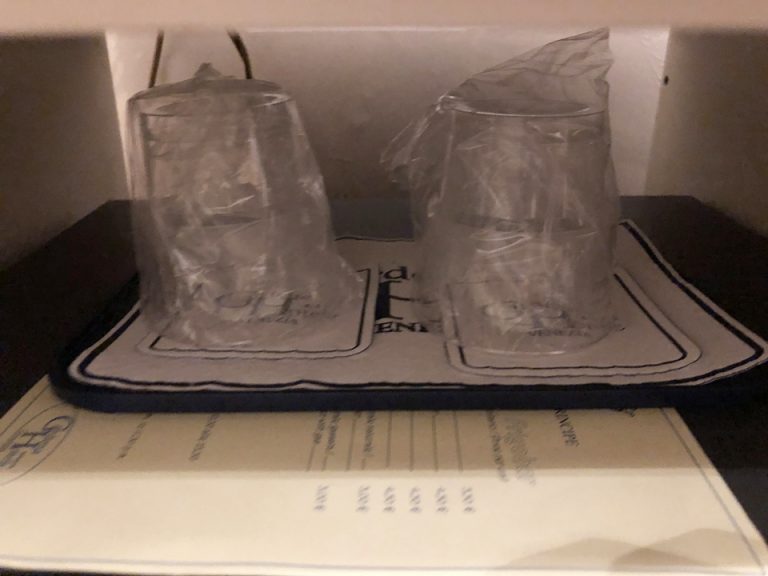 グラス・コップ