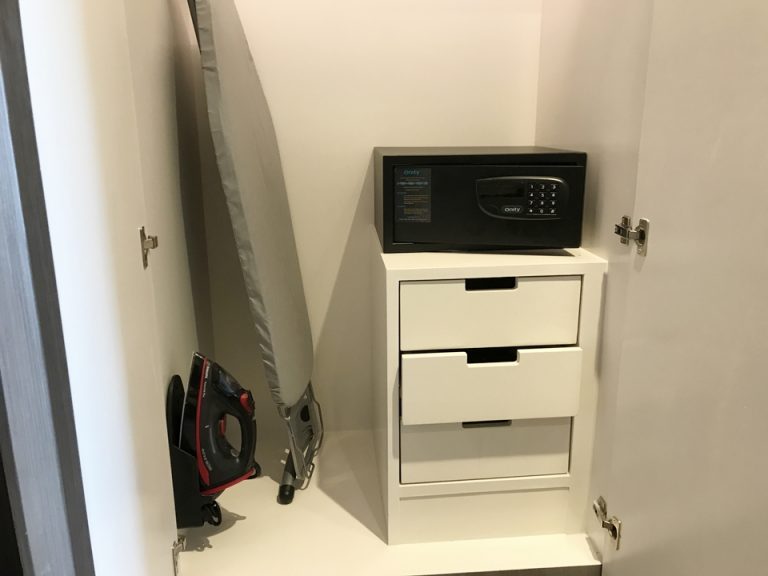 クローゼットの中5