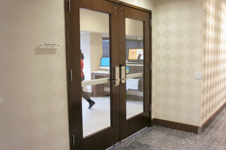 朝食会場入り口