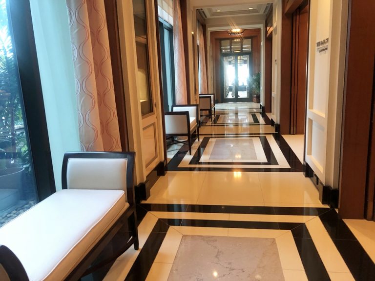 船着場へ向かう通路