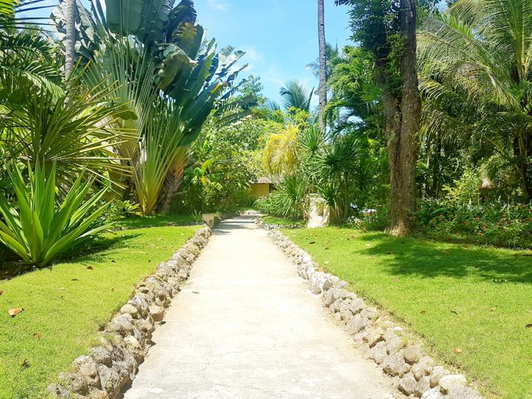 客室までの道:施設内はどこもだいたいこの様な感じ