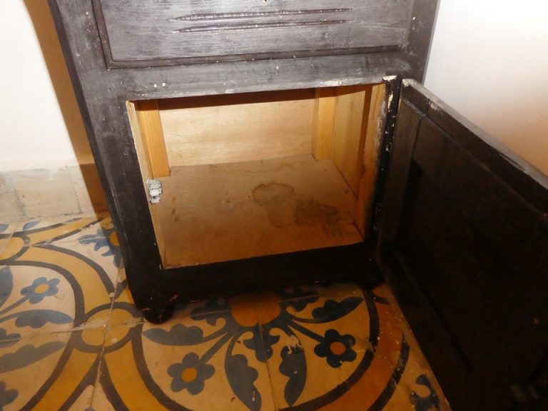 セーフティーボックス(開けた状態)