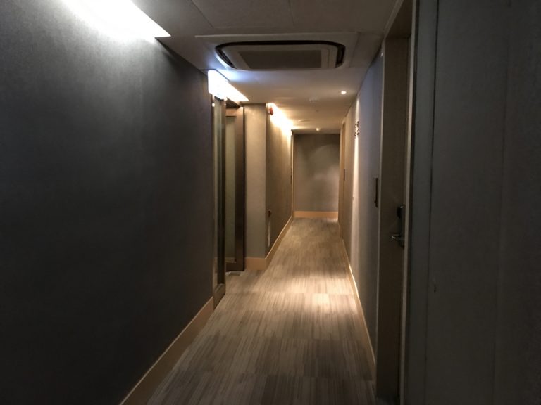 客室階廊下2